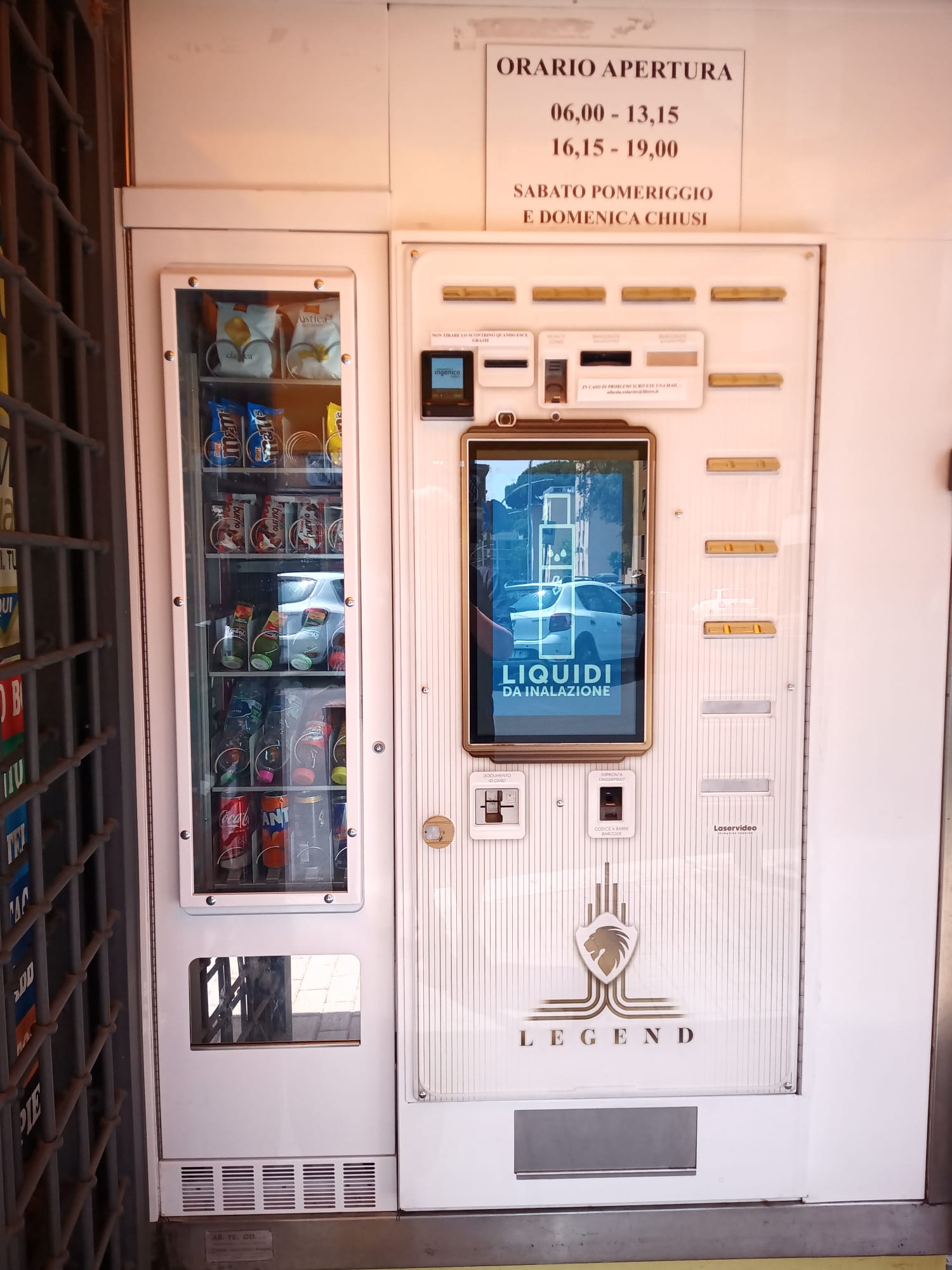 Distributore automatico